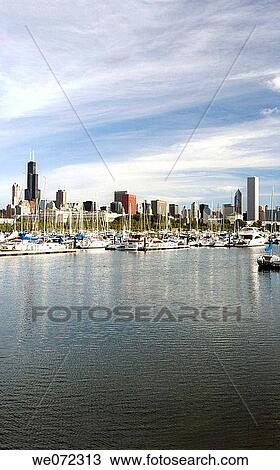 CHICAGO SKYLINE. ILLINOIS. USA View Large Photo Image Stock Image - CHICAGO SKYLINE. ILLINOIS. USA. Fotosearch