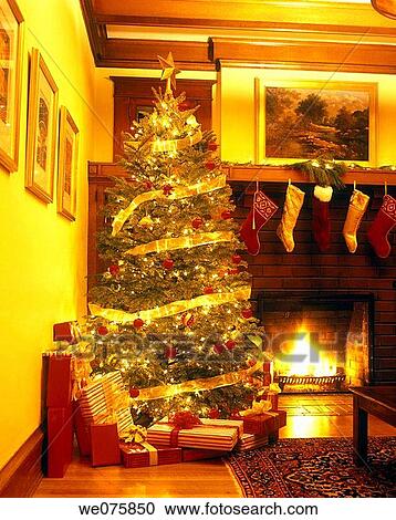 christmas room. arts and crafts home. USA. View Large Photo Image Stock Image - christmas room. arts and crafts home. USA.. Fotosearch