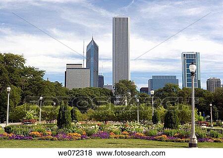 GRANT PARK CHICAGO. ILLINOIS. USA View Large Photo Image Stock Photo - GRANT PARK CHICAGO. ILLINOIS. USA. Fotosearch