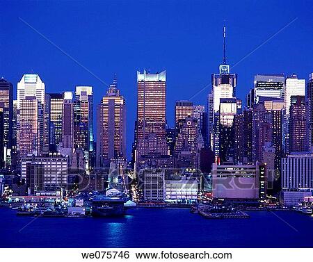 MIDTOWN SKYLINE. MANHATTAN NEW YORK. USA View Large Photo Image Stock Photograph - MIDTOWN SKYLINE. MANHATTAN NEW YORK. USA. Fotosearch
