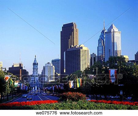 PARKWAY DOWNTOWN. PHILADELPHIA. PENNSYLVANIA. USA View Large Photo Image Stock Photograph - PARKWAY DOWNTOWN. PHILADELPHIA. PENNSYLVANIA. USA. Fotosearch