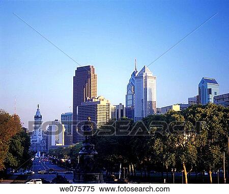 PARKWAY DOWNTOWN. PHILADELPHIA. PENNSYLVANIA. USA View Large Photo Image Stock Photography - PARKWAY DOWNTOWN. PHILADELPHIA. PENNSYLVANIA. USA. Fotosearch