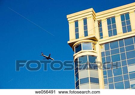 Ricardo Bofill designed building in Montpellier, Hotel de Region, Antigone View Large Photo Image Stock Image - Ricardo Bofill designed building in Montpellier, Hotel de Region, Antigone. Fotosearch