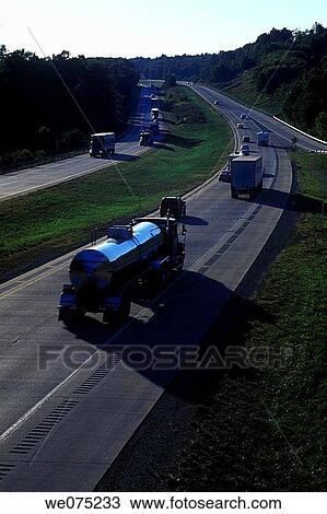 Stock Image - ROUTE 80 CLARION. PENNSYLVANIA. USA. Fotosearch
