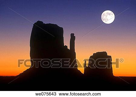 SCENIC MITTENS. MONUMENT VALLEY. NAVAJO TRIBAL PARK. ARIZONA. USA View Large Photo Image Stock Image - SCENIC MITTENS. MONUMENT VALLEY. NAVAJO TRIBAL PARK. ARIZONA. USA. Fotosearch