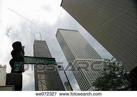 TALL BUILDINGS. MICHIGAN AVENUE. CHICAGO. ILLINOIS. USA View Large Photo Image Stock Photo - TALL BUILDINGS. MICHIGAN AVENUE. CHICAGO. ILLINOIS. USA. Fotosearch