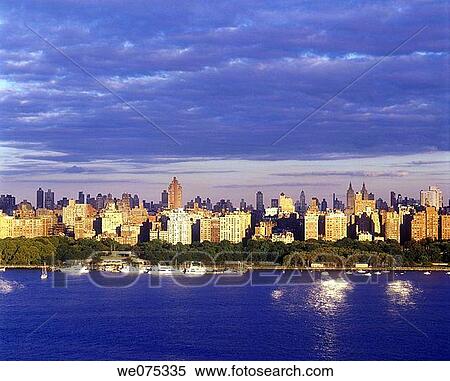 UPPER WESTSIDE SKYLINE. MANHATTAN. NEW YORK. USA View Large Photo Image Stock Photography - UPPER WESTSIDE SKYLINE. MANHATTAN. NEW YORK. USA. Fotosearch