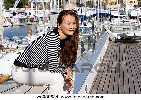 Picture - bag, brunette, contemporary. Fotosearch