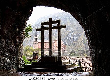 Covadonga, Cangas de Onis, Asturias, Spain View Large Photo Image Stock Photograph - Covadonga, Cangas de Onis, Asturias, Spain. Fotosearch
