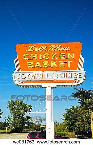 USA Illinois Route 66 Dell Rhea Chicken Basket Cocktail Lounge diner View Large Photo Image Stock Image - USA Illinois Route 66 Dell Rhea Chicken Basket Cocktail Lounge diner. Fotosearch