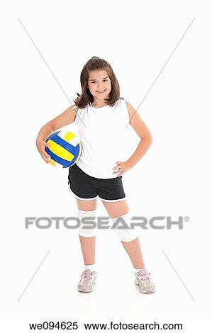 肖像画 の A かわいい ８ 古い年 女の子 中に バレーボール 衣装 ストックフォト 写真素材 We Fotosearch
