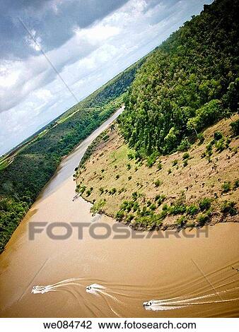 Stock Image - bent, acußtico, bend, Arriba, alto, above. Fotosearch