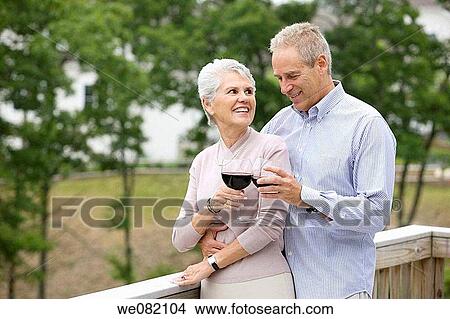 Picture - bond, bonding, affection. Fotosearch