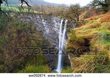 Cascada de Gujuli Alava View Large Photo Image Picture - Cascada de Gujuli Alava. Fotosearch
