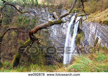 Stock Photo - Cascada de Gujuli Alava. Fotosearch