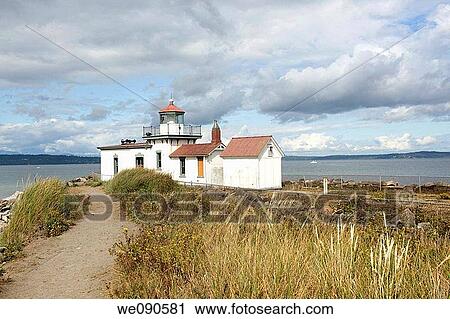 Stock Image - Discovery Park is a park in the peninsular Magnolia neighborhood of Seattle, Washington. Fotosearch