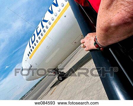 embarque avi? n View Large Photo Image Stock Image - embarque avi? n. Fotosearch