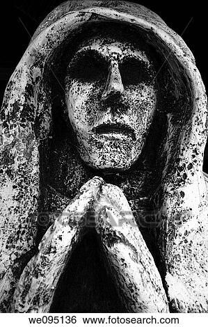 Estatua de monje tallada en piedra View Large Photo Image Stock Photograph - Estatua de monje tallada en piedra. Fotosearch