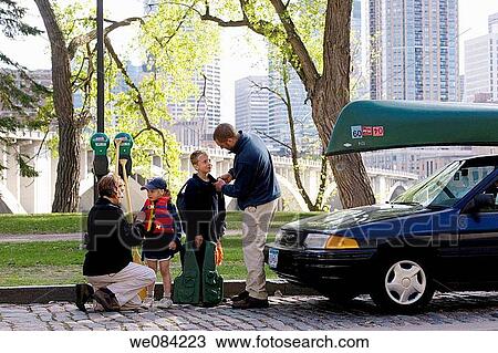 FAMILY IN MINNEAPOLIS PARK View Large Photo Image Stock Image - FAMILY IN MINNEAPOLIS PARK. Fotosearch