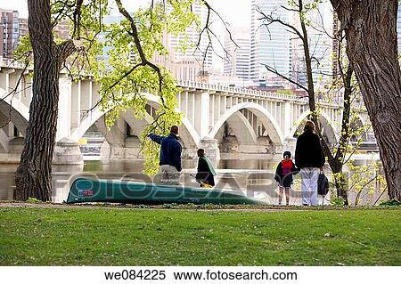 FAMILY IN MINNEAPOLIS PARK View Large Photo Image Stock Photography - FAMILY IN MINNEAPOLIS PARK. Fotosearch