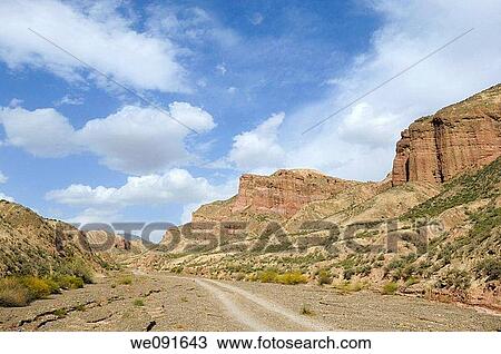 Stock Image - In October 2009, China's Gansu Province, Zhangye City Danxia Landform. Fotosearch