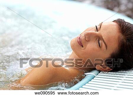 Jacuzzi, Spa-relais View Large Photo Image Stock Photography - Jacuzzi, Spa-relais. Fotosearch