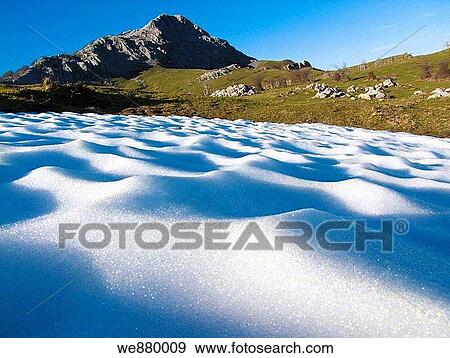 Monte Lekanda (1302 meters) in Gorbea Natural Park, Biscay, Basque Country. Spain. View Large Photo Image Stock Photo - Monte Lekanda (1302 meters) in Gorbea Natural Park, Biscay, Basque Country. Spain.. Fotosearch