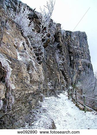 Stock Image - Monte Txalope, Sierra Salvada, Alava, Burgos. Fotosearch