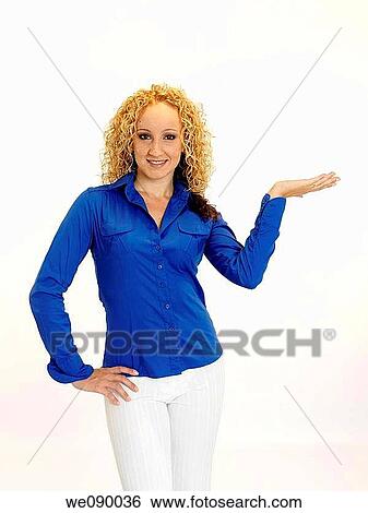 Mujer joven elegante View Large Photo Image Stock Photograph - Mujer joven elegante. Fotosearch
