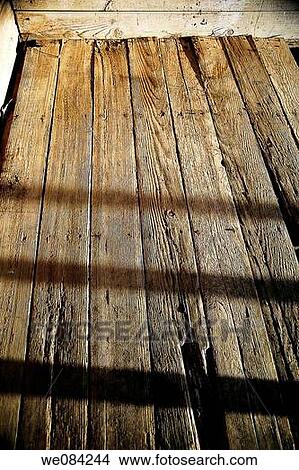 Old Barn Wood Picture We084244 Fotosearch