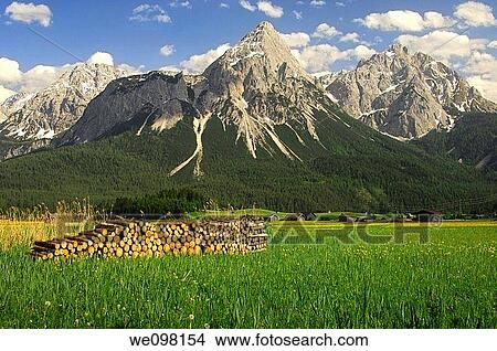 Picture - Peak Ehrwalder Sonnenspitze, Sun Peak, and Mt, Gruenstein, Ehrwald, Mieminger mountain range, Tyrol, Austria. Fotosearch