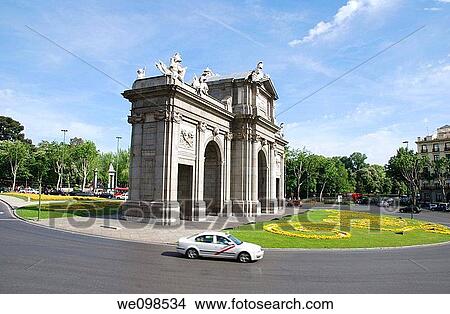 Puerta de Alcalß, Independencia Square. Madrid, Spain. View Large Photo Image Picture - Puerta de Alcalß, Independencia Square. Madrid, Spain.. Fotosearch