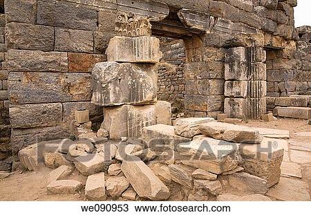 Stock Image - Settlement structure at the ancient ruins of Ephesus, Turkey. Fotosearch