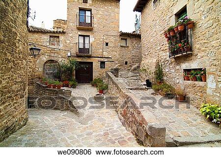 Sos del Rey Catolico. Zaragoza province, Aragon, Spain View Large Photo Image Stock Photograph - Sos del Rey Catolico. Zaragoza province, Aragon, Spain. Fotosearch