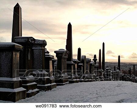 Stock Image - Victorian Glasgow Necropolis, Scotland, England. Fotosearch