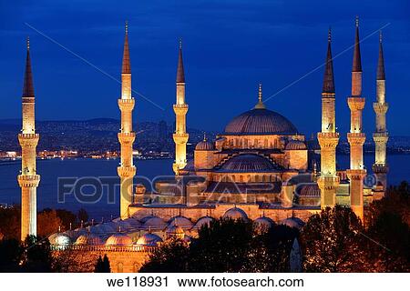Lit Blue Mosque at dusk on the Bosphorus Sultanahmet Istanbul Turkey View Large Photo Image Stock Image - Lit Blue Mosque at dusk on the Bosphorus Sultanahmet Istanbul Turkey. Fotosearch
