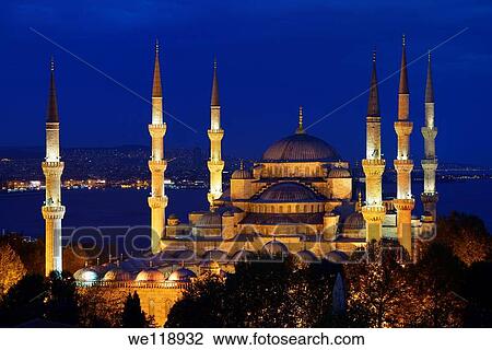 Lit Blue Mosque at twilight on the Bosphorus Sultanahmet Istanbul Turkey View Large Photo Image Stock Image - Lit Blue Mosque at twilight on the Bosphorus Sultanahmet Istanbul Turkey. Fotosearch