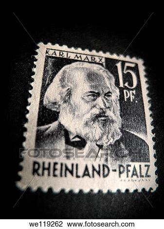 Leste Alemanha Selo Com Retrato De Karl Marx Banco De Imagem We119262 Fotosearch