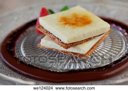 Creme Brulee. View Large Photo Image Picture - Creme Brulee.. Fotosearch
