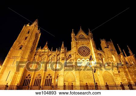 Gothic cathedral of Santa Maria de Regla at night, Leon, Castilla-Leon, Spain View Large Photo Image Stock Image - Gothic cathedral of Santa Maria de Regla at night, Leon, Castilla-Leon, Spain. Fotosearch