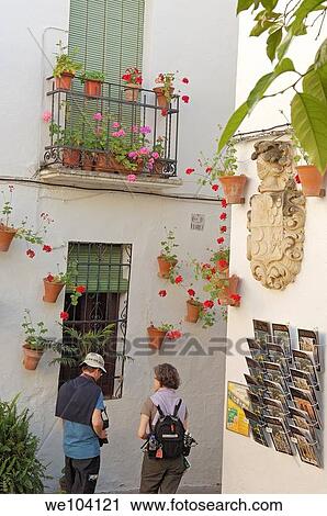 Stock Image - Plazuela de las Flores in the Jewish quarter, Cordoba, Andalusia, Spain. Fotosearch