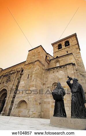 San Juan de Puerta Nueva church, Zamora, Castilla-Leon, Spain View Large Photo Image Stock Photo - San Juan de Puerta Nueva church, Zamora, Castilla-Leon, Spain. Fotosearch