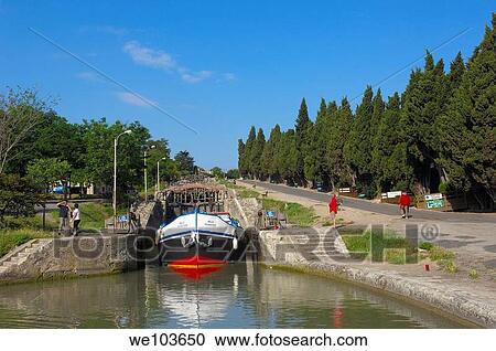 The Neuf Ecluses, Canal du Midi, Beziers, Herault, Languedoc-Roussillon, France View Large Photo Image Stock Image - The Neuf Ecluses, Canal du Midi, Beziers, Herault, Languedoc-Roussillon, France. Fotosearch