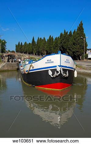 The Neuf Ecluses, Canal du Midi, Beziers, Herault, Languedoc-Roussillon, France View Large Photo Image Stock Image - The Neuf Ecluses, Canal du Midi, Beziers, Herault, Languedoc-Roussillon, France. Fotosearch