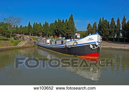 The Neuf Ecluses, Canal du Midi, Beziers, Herault, Languedoc-Roussillon, France View Large Photo Image Stock Image - The Neuf Ecluses, Canal du Midi, Beziers, Herault, Languedoc-Roussillon, France. Fotosearch