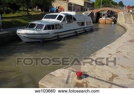 The Neuf Ecluses, Canal du Midi, Beziers, Herault, Languedoc-Roussillon, France View Large Photo Image Stock Image - The Neuf Ecluses, Canal du Midi, Beziers, Herault, Languedoc-Roussillon, France. Fotosearch