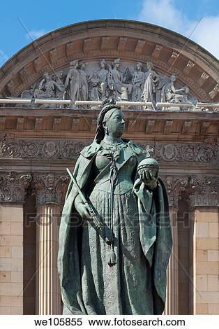 Queen Victoria Statue Victoria Square Birmingham West Midlands England UK View Large Photo Image Stock Photography - Queen Victoria Statue Victoria Square Birmingham West Midlands England UK. Fotosearch