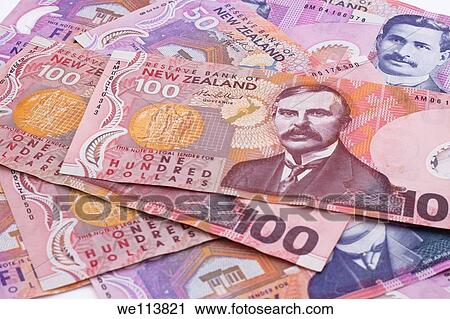 Dollar Notizen In Neuseeland Wahrung Stock Bild We1131 Fotosearch