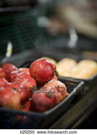 Stock Photography - market scene. Fotosearch