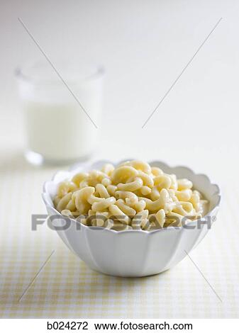 bowl of macaroni and cheese View Large Photo Image Stock Image - bowl of macaroni and cheese. Fotosearch